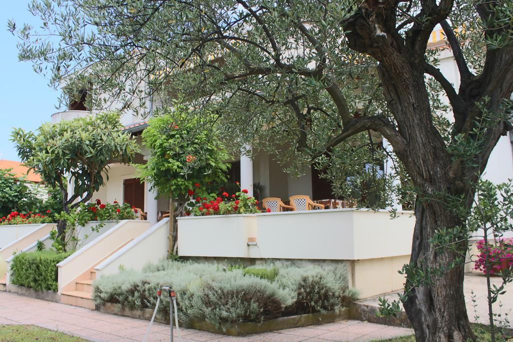 Villa Margareta Sukosan Luaran gambar